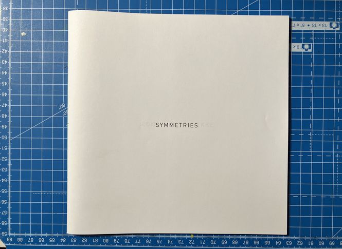 Hovedbilde Edith Lundebrekke - SYMMETRIES